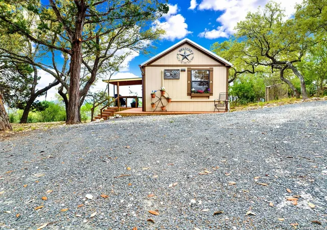 Photo 4 of Sale Pending at 647 Medina Hills, Medina, TX 78055 | MLS# 1953398 | Listing updated on 2026-05-13