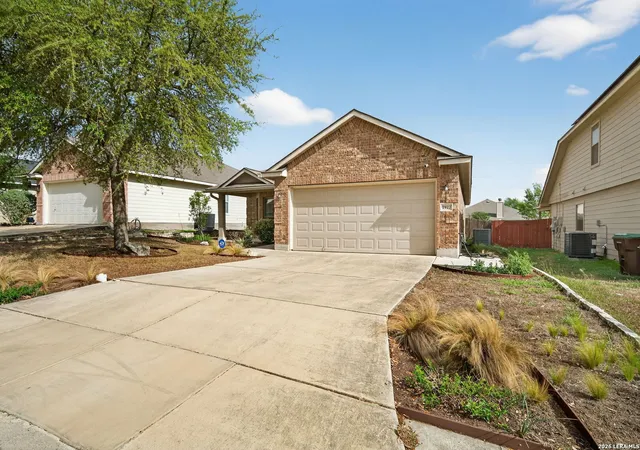 Photo 3 of Sale Pending at 7927 Hatchmere, Converse, TX 78109 | MLS# 1953440 | Listing updated on 2026-04-23