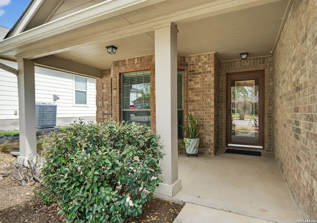 Photo 3 of Sale Pending at 7927 Hatchmere, Converse, TX 78109 | MLS# 1953440 | Listing updated on 2026-04-23