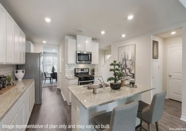 image of 532 Avalon Banks, San Antonio, TX 78213 | MLS# 1953449