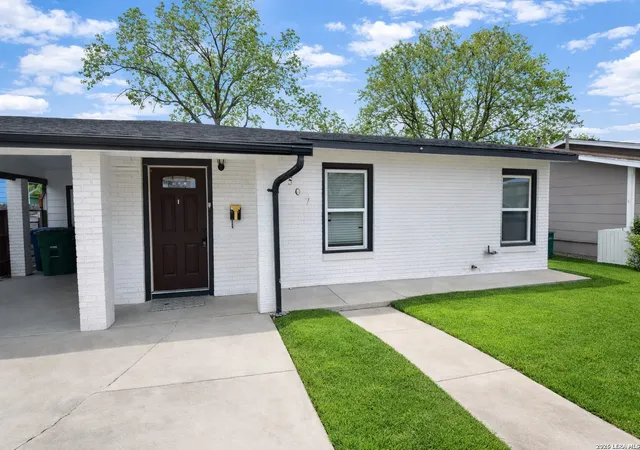 Photo 2 of Single family home for sale at 507 Lovera, San Antonio, TX 78212 | MLS# 1953460 | Listing updated on 2026-03-31