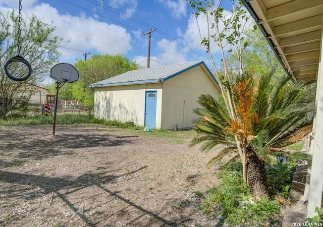 Photo 2 of Single family home for sale at 5434 Plumtree Dr, San Antonio, TX 78242 | MLS# 1953467 | Listing updated on 2026-06-03
