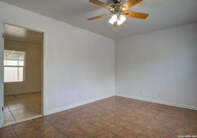 Photo 4 of Single family home for sale at 5434 Plumtree Dr, San Antonio, TX 78242 | MLS# 1953467 | Listing updated on 2026-06-03
