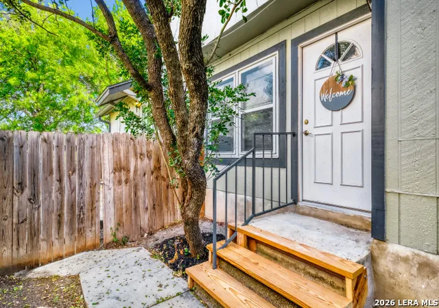 Photo 3 of Sale Pending at 12105 Stoney, San Antonio, TX 78247 | MLS# 1953506 | Listing updated on 2026-05-05