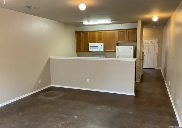 5th image of 10802 Mathom Landing, Universal City, TX 78148 | MLS# 1953507