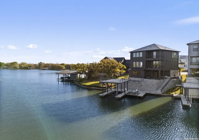 3rd image of 175 Pointview, Marble Falls, TX 78654 | MLS# 1953589
