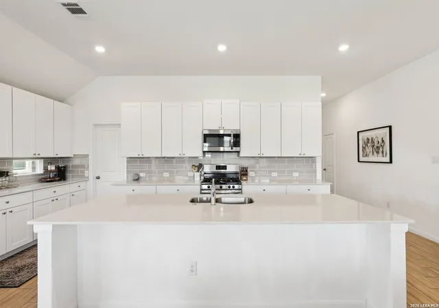 Photo 3 of Single family home for sale at 8908 Luciano, Seguin, TX 78155 | MLS# 1953590 | Listing updated on 2026-05-13