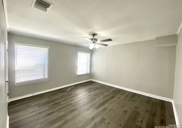 5th image of 178 Sweetbriar, San Antonio, TX 78228 | MLS# 1953592