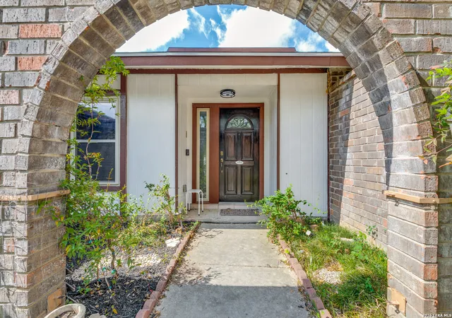 Photo 3 of Single family home for sale at 3318 Rosetti, San Antonio, TX 78247 | MLS# 1953601 | Listing updated on 2026-04-21