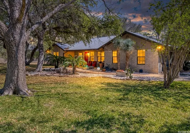1st image of 160 Beavers, Uvalde, TX 78801 | MLS# 1953611