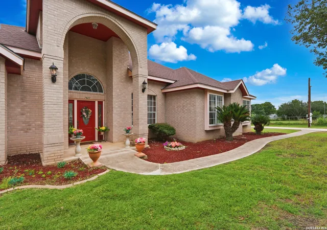 Homes for sale in China Grove, TX | 7627 Triple Wood St, China Grove, TX 78263 | MLS# 1953618