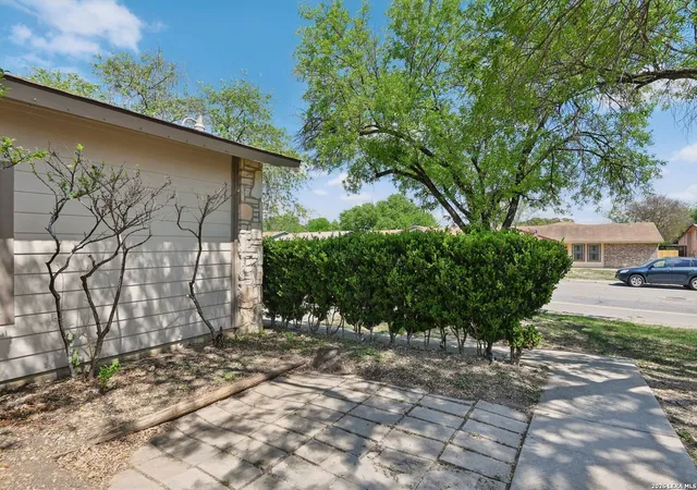 Homes for sale in San Antonio, TX | 9019 Old Sky Harbor, San Antonio, TX 78242 | MLS# 1953635
