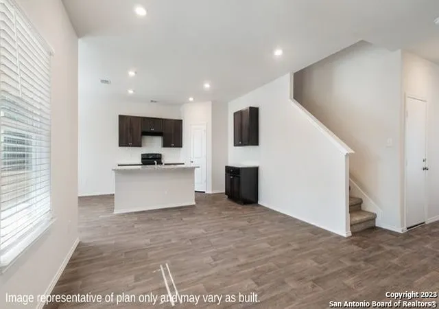 Photo 4 of Sale Pending at 262 Pigeon Green, San Antonio, TX 78207 | MLS# 1953724 | Listing updated on 2026-05-05