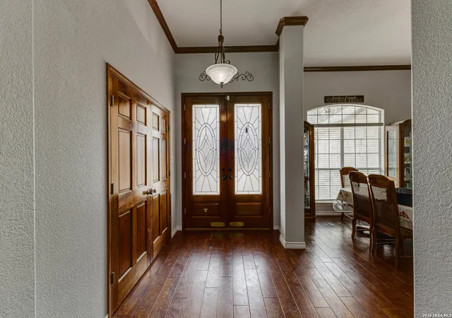 Photo 4 of Single family home for sale at 676 River Chase, New Braunfels, TX 78132 | MLS# 1953727 | Listing updated on 2026-08-16