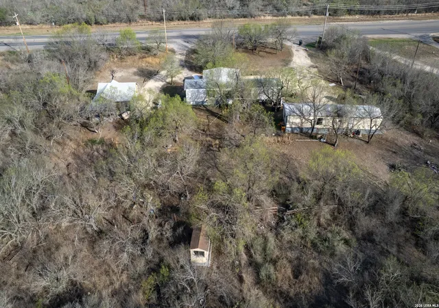 17th image of 2806 S Us Hwy 83, Uvalde, TX 78801 | MLS# 1953778