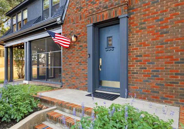 4th image of 110 Henderson St, Alamo Heights, TX 78209 | MLS# 1953794