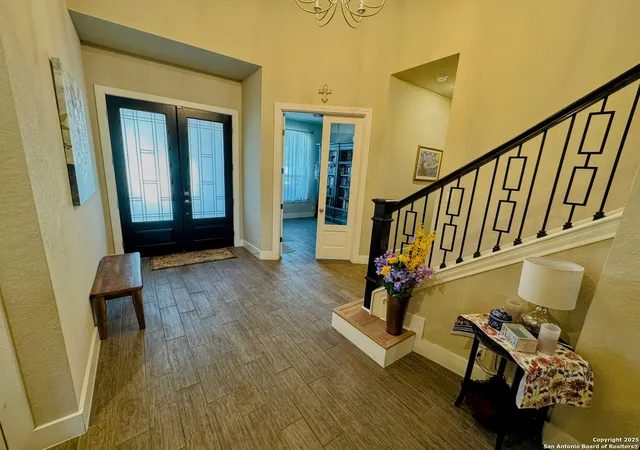 Photo 3 of Single family home for sale at 24929 Resort Pkwy, San Antonio, TX 78261 | MLS# 1953800 | Listing updated on 2026-08-20