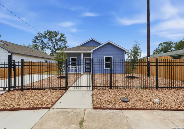 2nd image of 314 Corliss, San Antonio, TX 78220 | MLS# 1953803