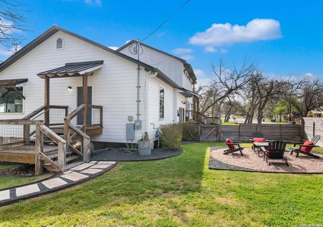 4th image of 502 E Basel, New Braunfels, TX 78130 | MLS# 1953808
