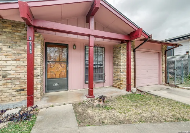 Photo 3 of Sale Pending at 2315 Fairhill, San Antonio, TX 78228 | MLS# 1953862 | Listing updated on 2026-05-14