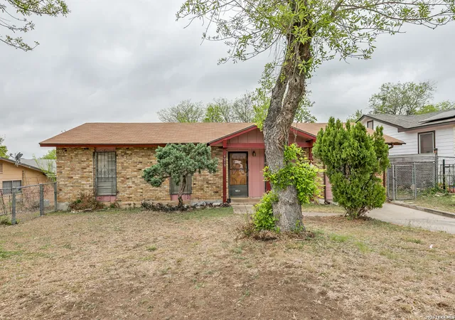 Photo 3 of Sale Pending at 2315 Fairhill, San Antonio, TX 78228 | MLS# 1953862 | Listing updated on 2026-05-14