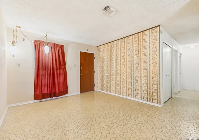 Photo 4 of Sale Pending at 2315 Fairhill, San Antonio, TX 78228 | MLS# 1953862 | Listing updated on 2026-05-14