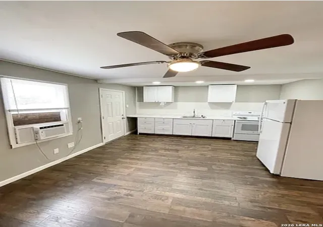 3rd image of 3304 W Cesar E Chavez, San Antonio, TX 78207 | MLS# 1953893