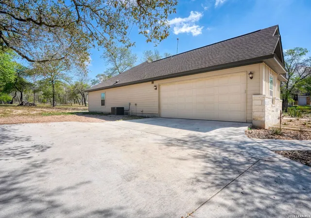 2nd image of 134 County Road 6863, Natalia, TX 78059 | MLS# 1953919