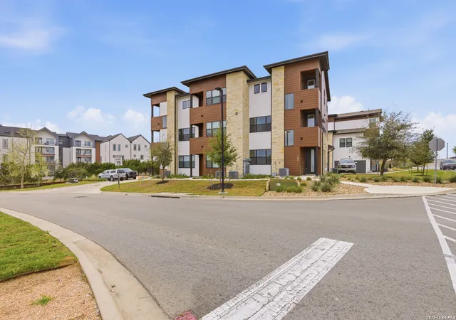 5th image of 315 Holton Dr #102, Austin, TX 78737 | MLS# 1953965