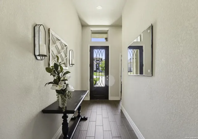 2nd image of 1177 Nutmeg Trail, New Braunfels, TX 78132 | MLS# 1953969