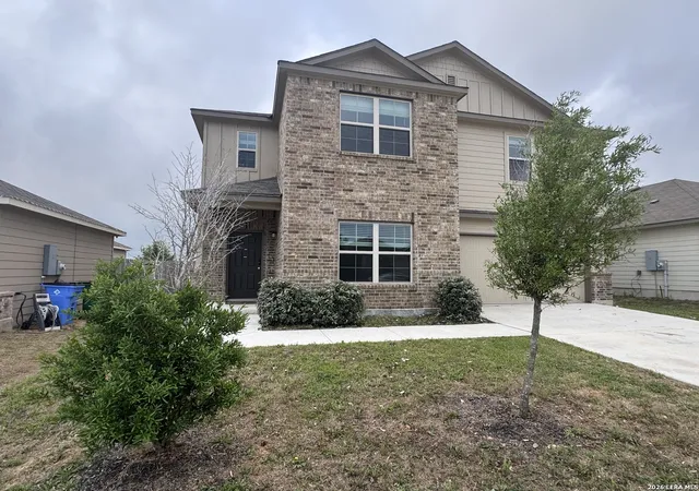 Photo 1 of Single family home for sale at 832 Stonemanor Bay, Seguin, TX 78155 | MLS# 1953972 | Listing updated on 2026-05-04