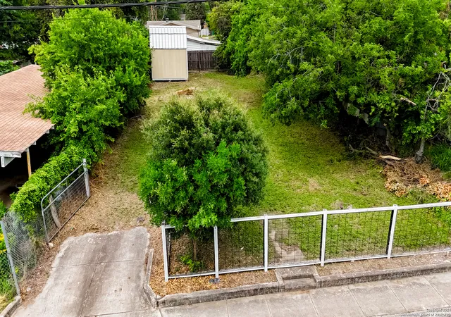 Photo 2 of Land for sale at 445 Furnish Ave, San Antonio, TX 78204 | MLS# 1953995 | Listing updated on 2026-09-15
