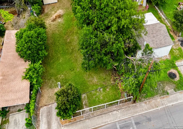 Photo 4 of Land for sale at 445 Furnish Ave, San Antonio, TX 78204 | MLS# 1953995 | Listing updated on 2026-09-15