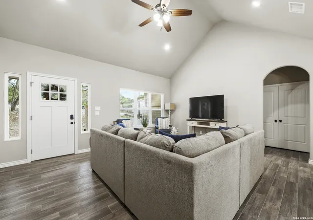 Photo 1 of Single family home for sale at 1885 Deer Run, Canyon Lake, TX 78133 | MLS# 1954007 | Listing updated on 2026-08-24