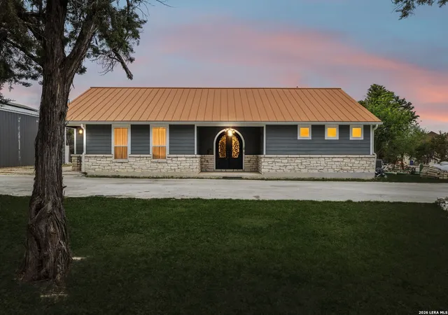 Photo 3 of Single family home for sale at 1315 Happy Hollow, New Braunfels, TX 78132 | MLS# 1954023 | Listing updated on 2026-08-08