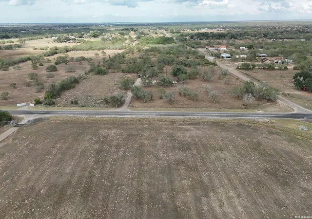 Photo 3 of Single family home for sale at 1931 Fm 2191, Falfurrias, TX 78355 | MLS# 1954035 | Listing updated on 2026-04-22