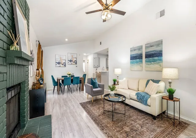 Photo 2 of Sale Pending at 15527 Knollglade, San Antonio, TX 78247 | MLS# 1954176 | Listing updated on 2026-04-14
