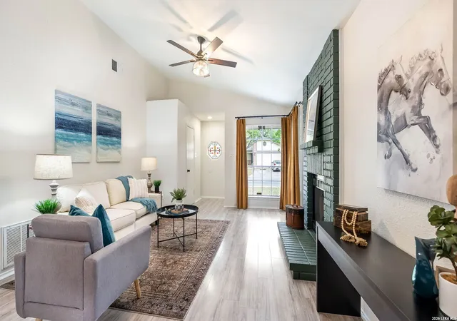 Photo 3 of Sale Pending at 15527 Knollglade, San Antonio, TX 78247 | MLS# 1954176 | Listing updated on 2026-04-14