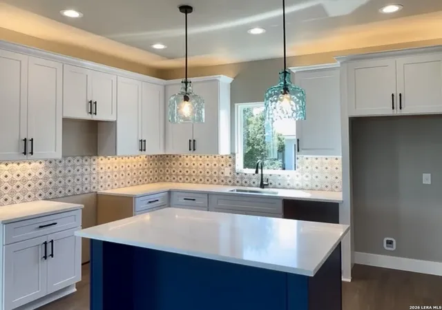 Photo 4 of Single family home for sale at 748 Riviera, Canyon Lake, TX 78133 | MLS# 1954183 | Listing updated on 2026-08-27