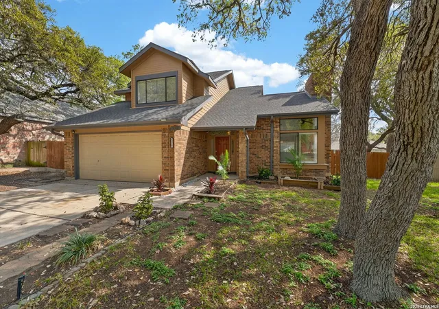 Photo 2 of Sale Pending at 9318 Chaddsford, San Antonio, TX 78250 | MLS# 1954211 | Listing updated on 2026-04-25
