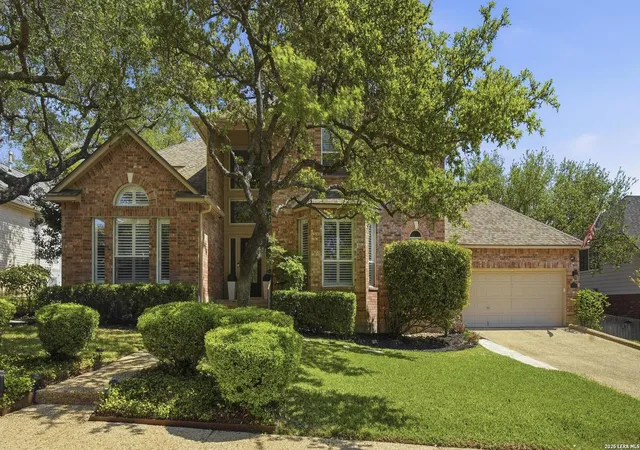 Photo 2 of Sale Pending at 5 Serena, San Antonio, TX 78248 | MLS# 1954291 | Listing updated on 2026-04-10