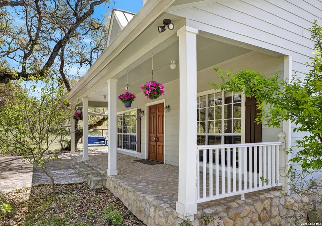 Photo 3 of Sale Pending at 133 Juniper, Boerne, TX 78006 | MLS# 1954318 | Listing updated on 2026-05-12