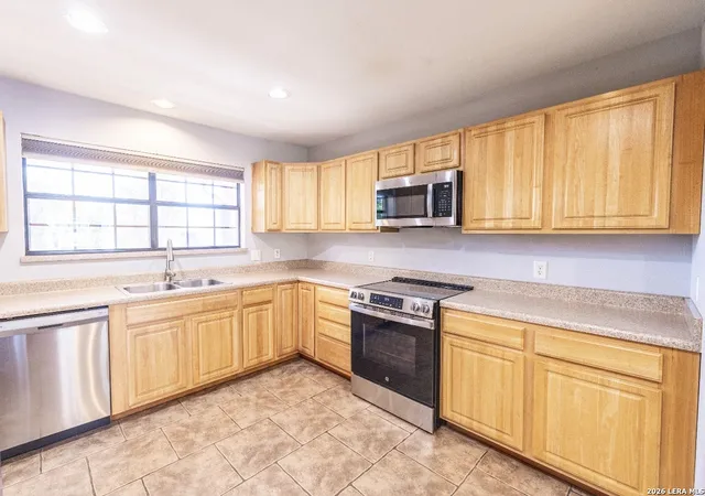 Photo 3 of Single family home for sale at 306 Yorktown, Pleasanton, TX 78064 | MLS# 1954350 | Listing updated on 2026-05-08