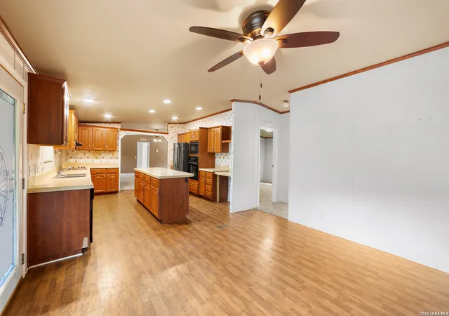 Photo 4 of Single family home for sale at 5715 Chimney Rock, Canyon Lake, TX 78133 | MLS# 1954392 | Listing updated on 2026-09-23