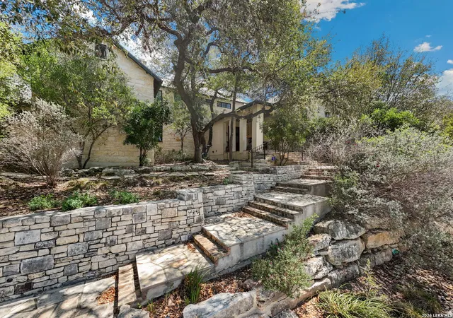 Photo 1 of Sale Pending at 114 Turnberry, San Antonio, TX 78230 | MLS# 1954407 | Listing updated on 2026-09-16