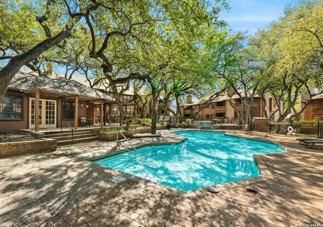 2nd image of 10955 Wurzbach Rd, San Antonio, TX 78230
