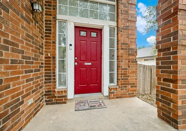 Photo 3 of Sale Pending at 1218 Lion Frst, San Antonio, TX 78251 | MLS# 1954481 | Listing updated on 2026-04-29