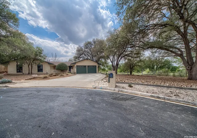 Photo 3 of Sale Pending at 4102 Smokey Bnd Way, San Antonio, TX 78217 | MLS# 1954484 | Listing updated on 2026-04-16