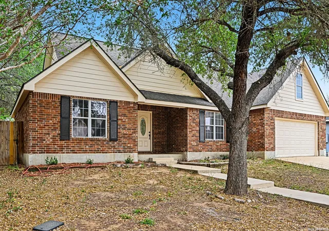 Photo 2 of Sale Pending at 1114 Iris Crescent, Floresville, TX 78114 | MLS# 1954493 | Listing updated on 2026-05-01