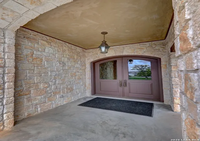 Photo 3 of Single family home for sale at 1104 Lois St, Kerrville, TX 78028 | MLS# 1954518 | Listing updated on 2026-08-03
